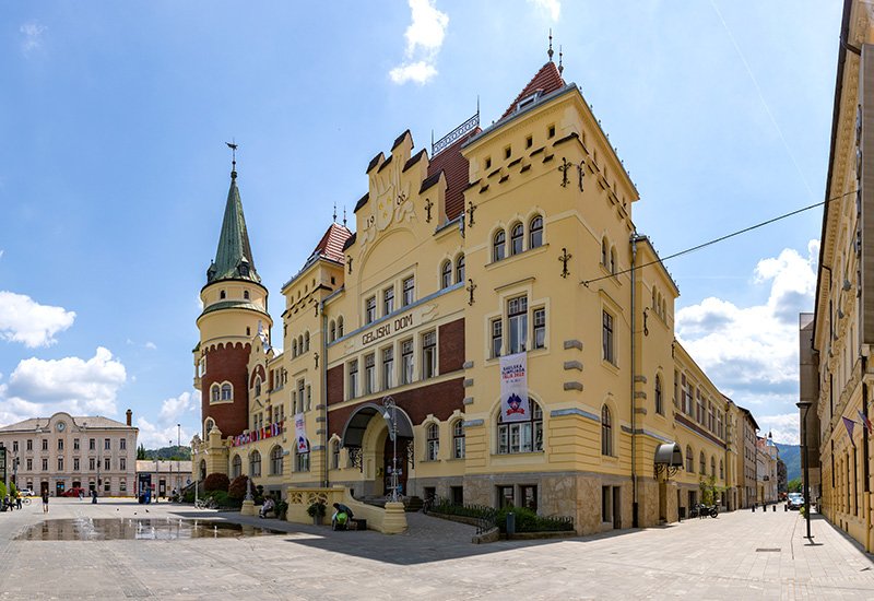 Stadhuis van Celje en Krekow plein