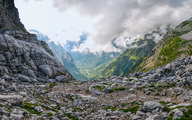 Uitzicht op een Bergdal in de Julische Alpen